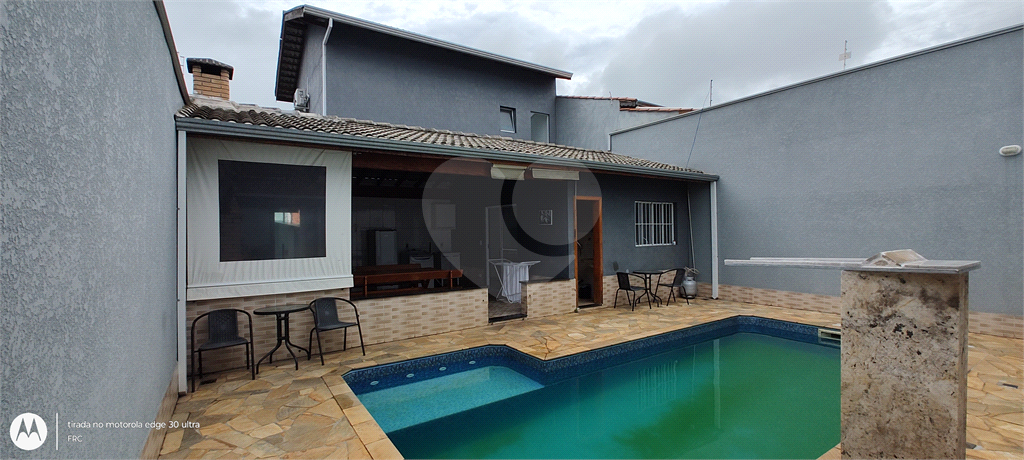 Sobrado à venda com 3 quartos, 250m² - Foto 57