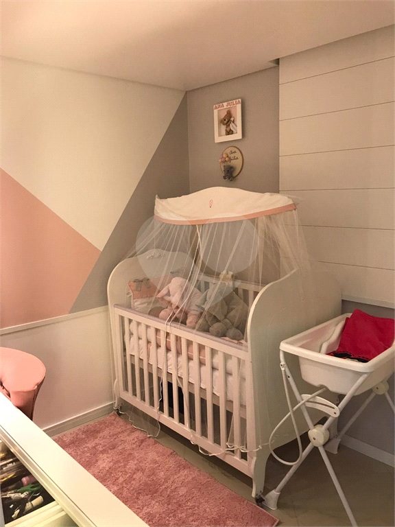 APARTAMENTO em GUAIANAZES