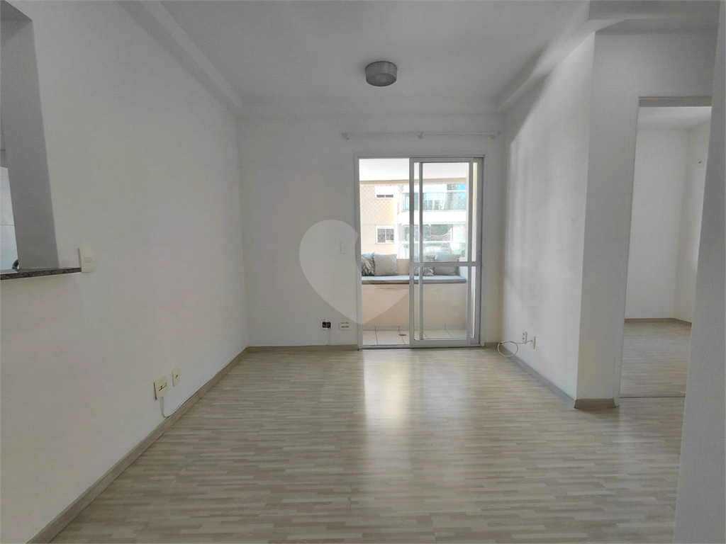 Imóvel de 46m² sala de estar cozinha e lavanderia com lazer completo 2 quartos Pompéia