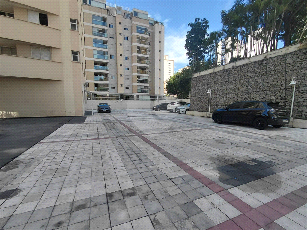 Imóvel de 46m² sala de estar cozinha e lavanderia com lazer completo 2 quartos Pompéia