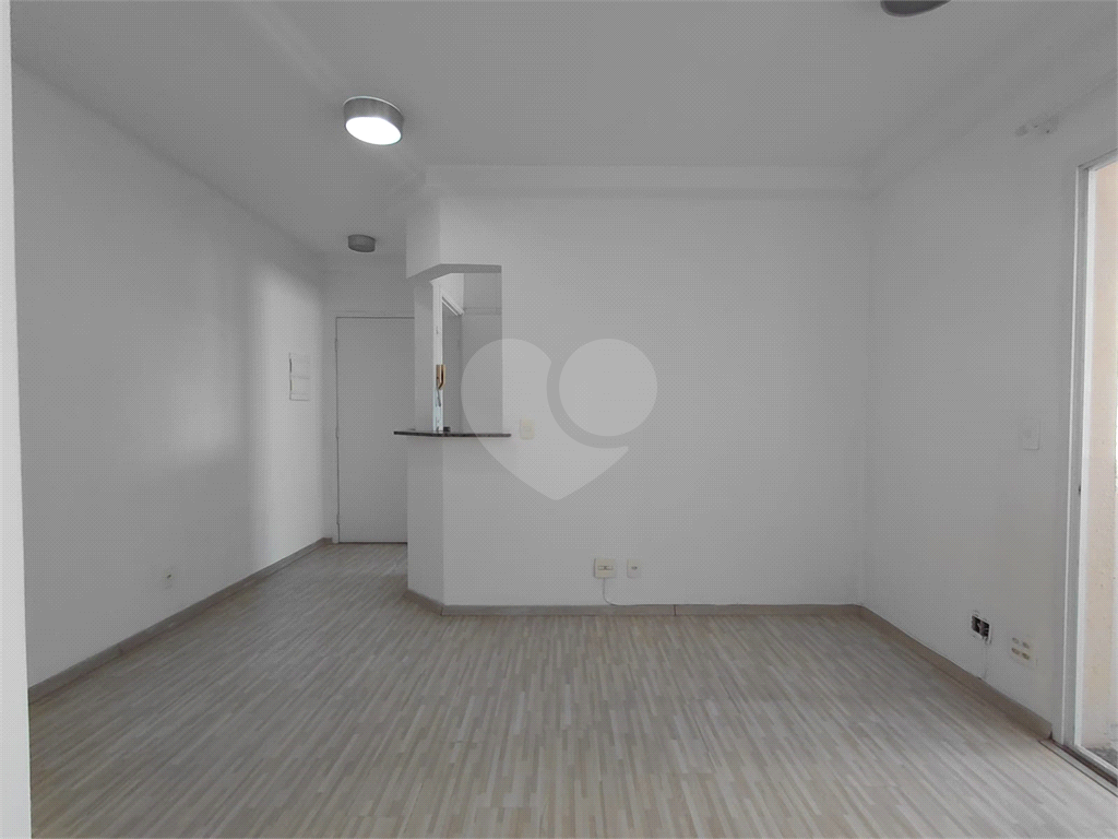 Imóvel de 46m² sala de estar cozinha e lavanderia com lazer completo 2 quartos Pompéia