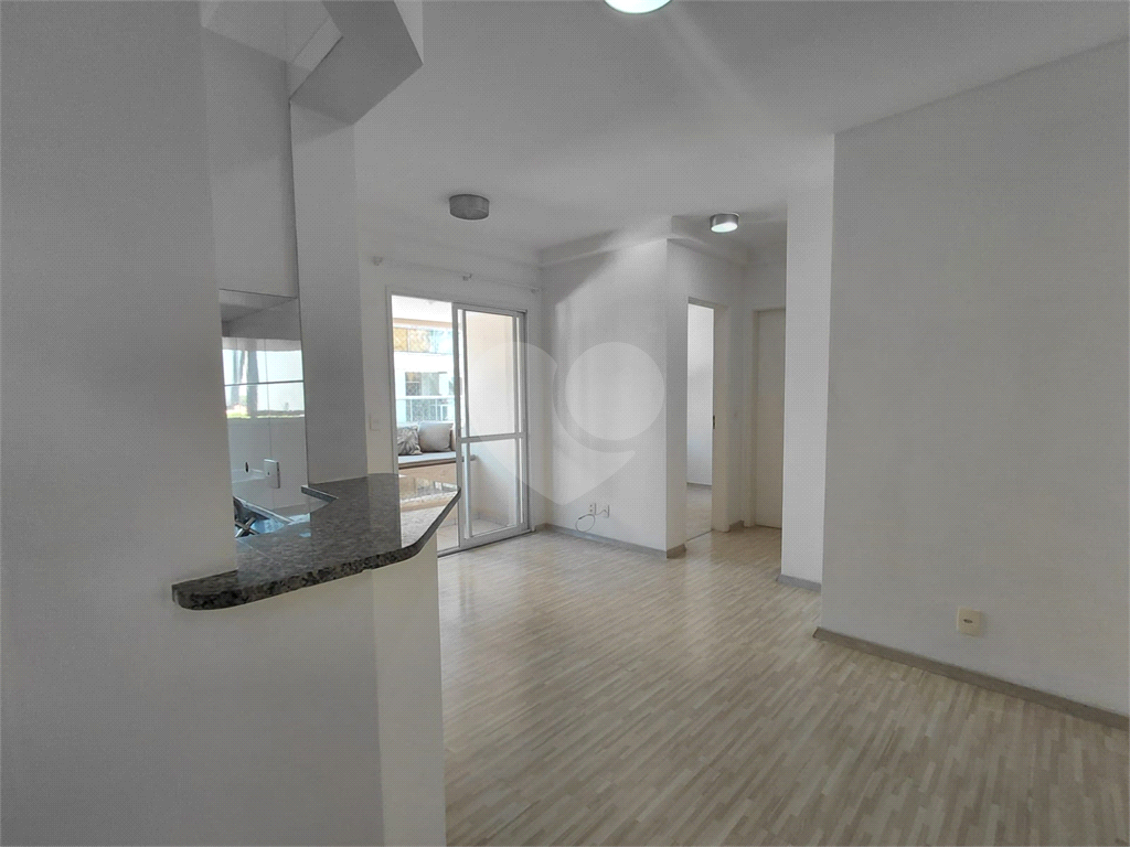 Imóvel de 46m² sala de estar cozinha e lavanderia com lazer completo 2 quartos Pompéia