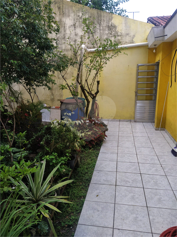 Sobrado com 03 dormitórios sendo 3 suítes,  duas delas com varanda - Vila Rio de janeiro - Guarulhos
