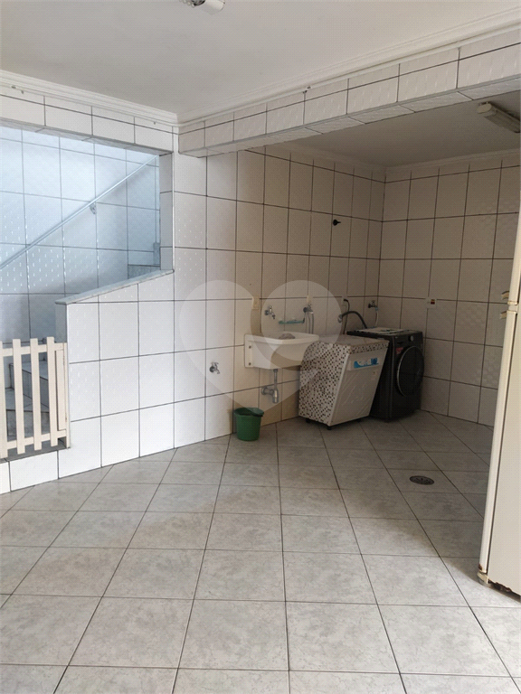 Sobrado com 03 dormitórios sendo 3 suítes,  duas delas com varanda - Vila Rio de janeiro - Guarulhos
