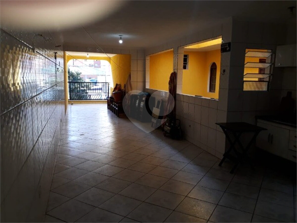 Sobrado com 03 dormitórios sendo 3 suítes,  duas delas com varanda - Vila Rio de janeiro - Guarulhos