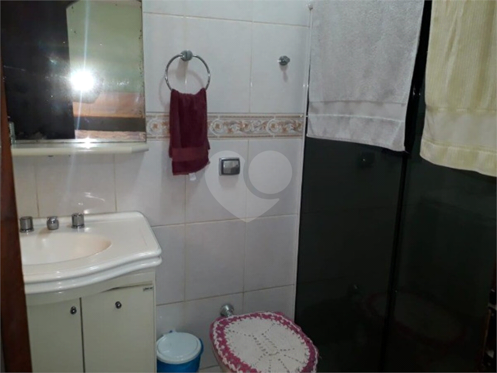Sobrado com 03 dormitórios sendo 3 suítes,  duas delas com varanda - Vila Rio de janeiro - Guarulhos