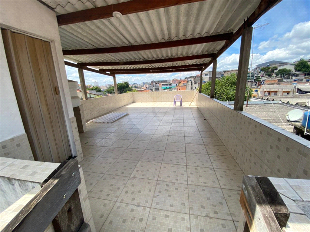 SOBRADO em ITAQUERA