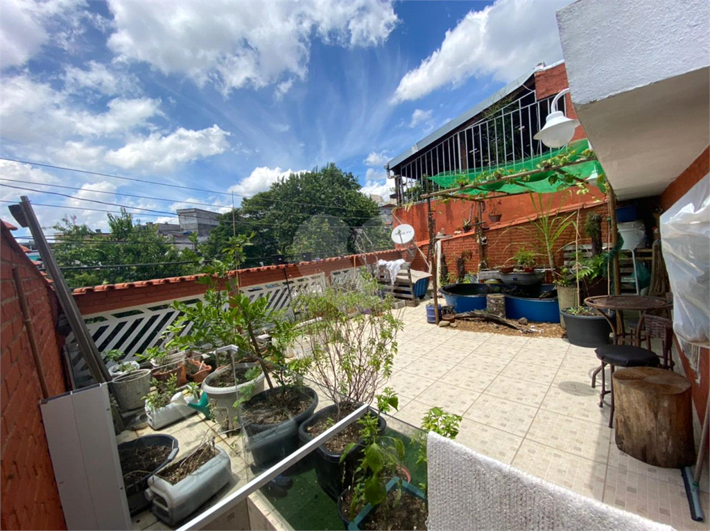SOBRADO em ITAQUERA