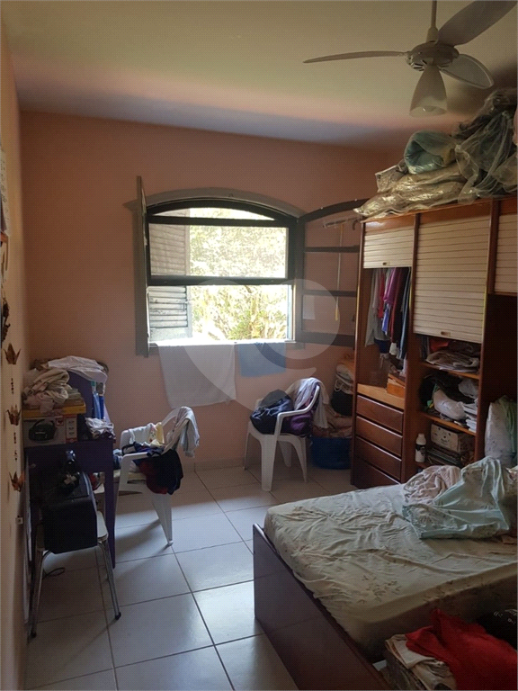 Casa à venda com 3 quartos, 200m² - Foto 9