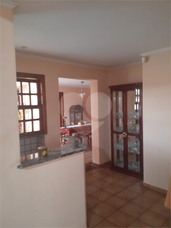 Casa à venda com 4 quartos, 320m² - Foto 11