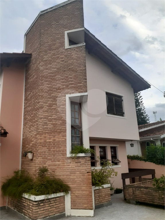 Casa à venda com 4 quartos, 320m² - Foto 3