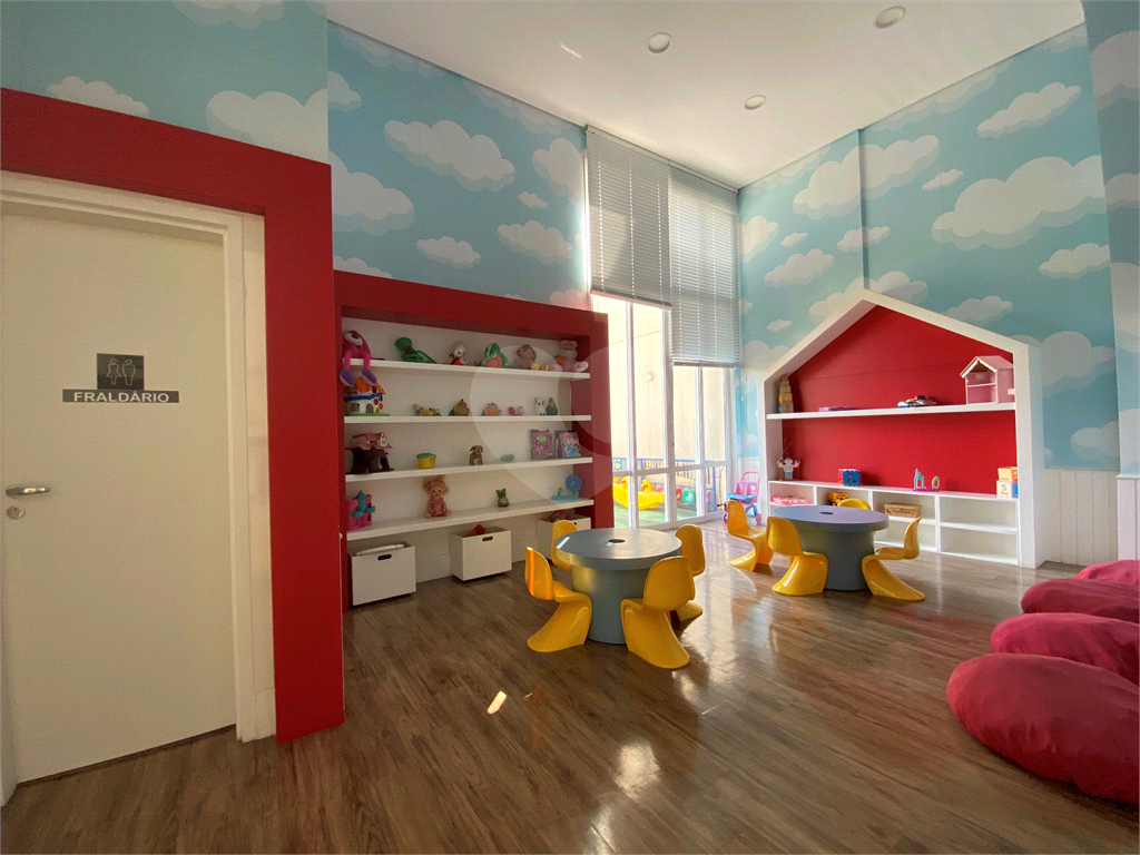 Apartamento próximo ao metrô Jardim São Paulo, com 2 dormitórios e 1 vaga