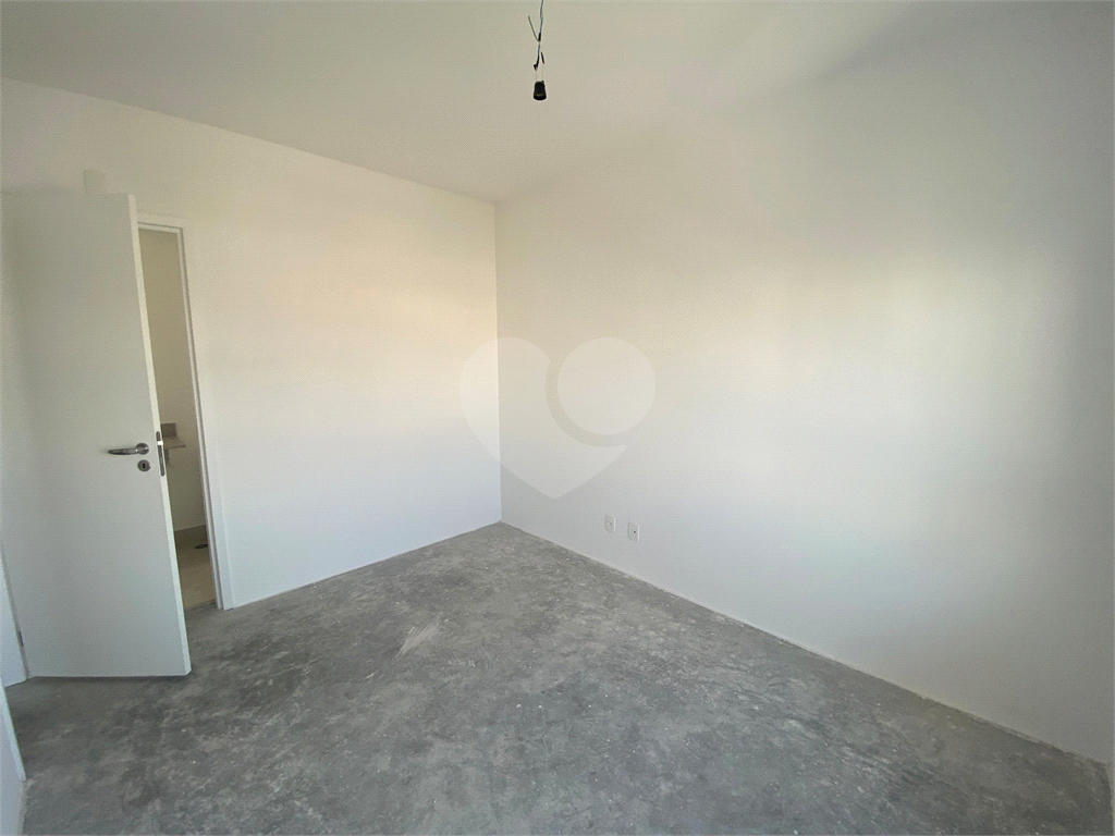 Apartamento próximo ao metrô Jardim São Paulo, com 2 dormitórios e 1 vaga
