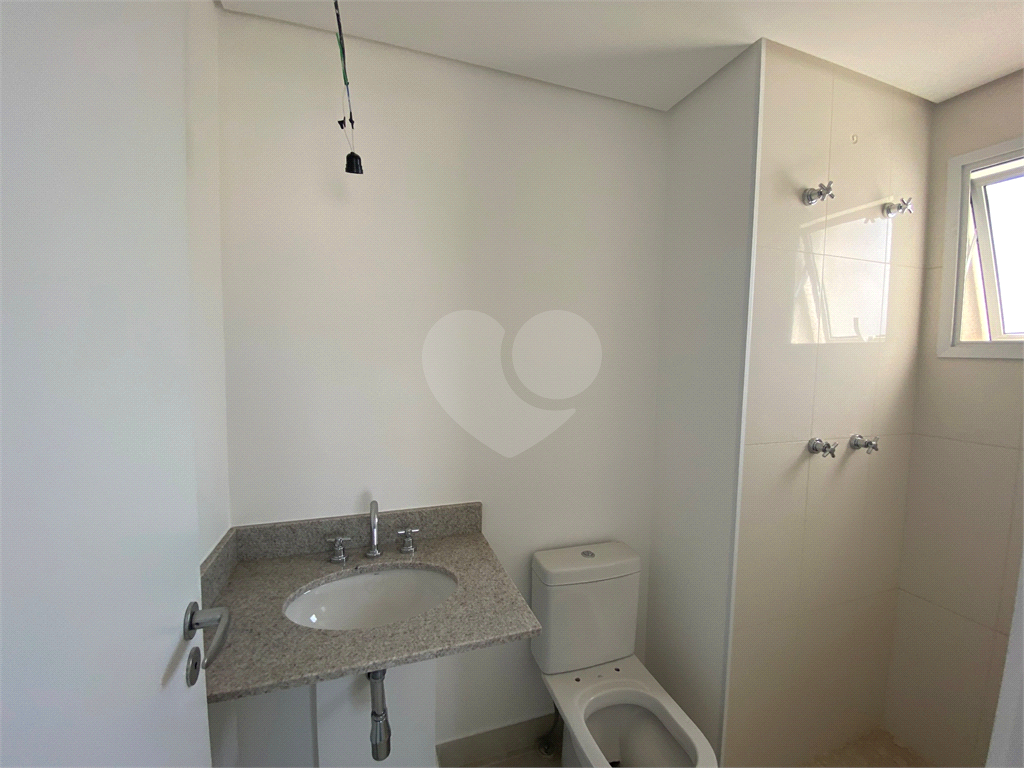 Apartamento próximo ao metrô Jardim São Paulo, com 2 dormitórios e 1 vaga
