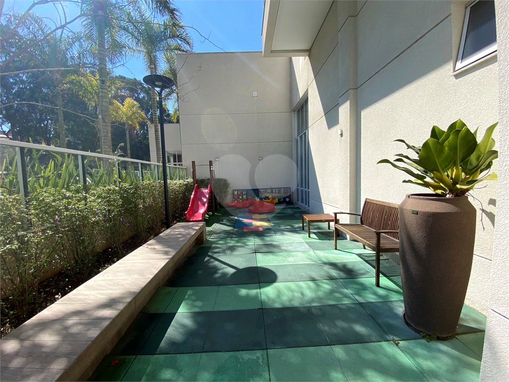 Apartamento próximo ao metrô Jardim São Paulo, com 2 dormitórios e 1 vaga