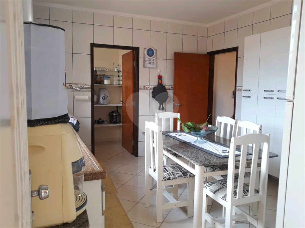 Sobrado à venda com 4 quartos, 327m² - Foto 13