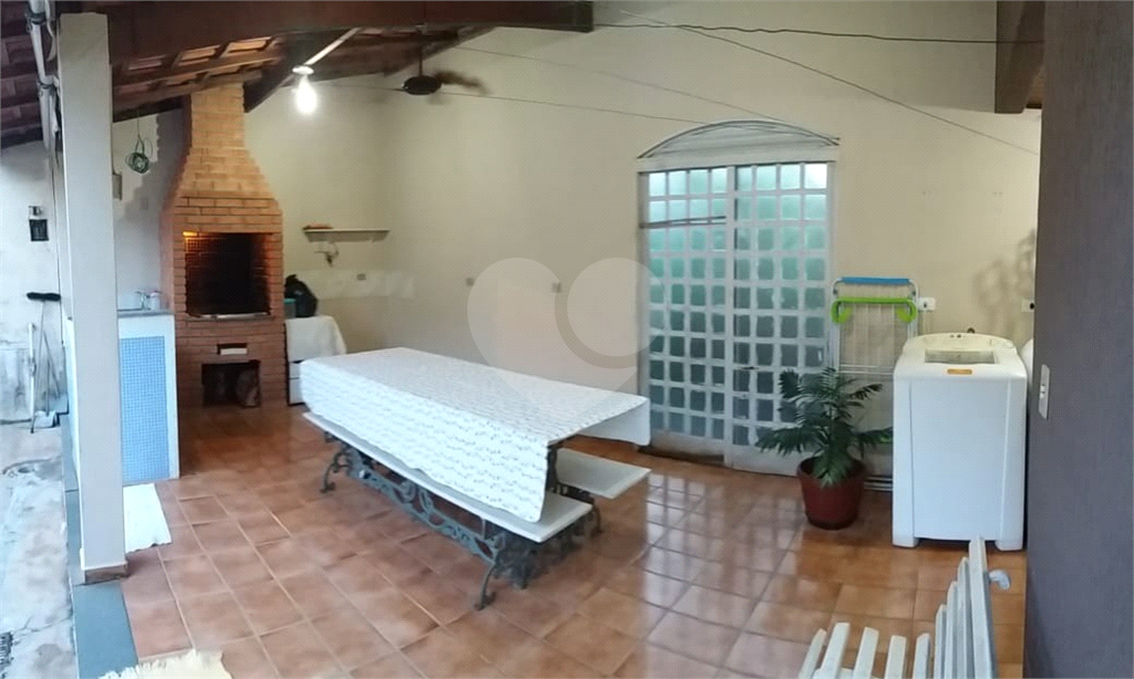 Casa à venda com 4 quartos, 330m² - Foto 7