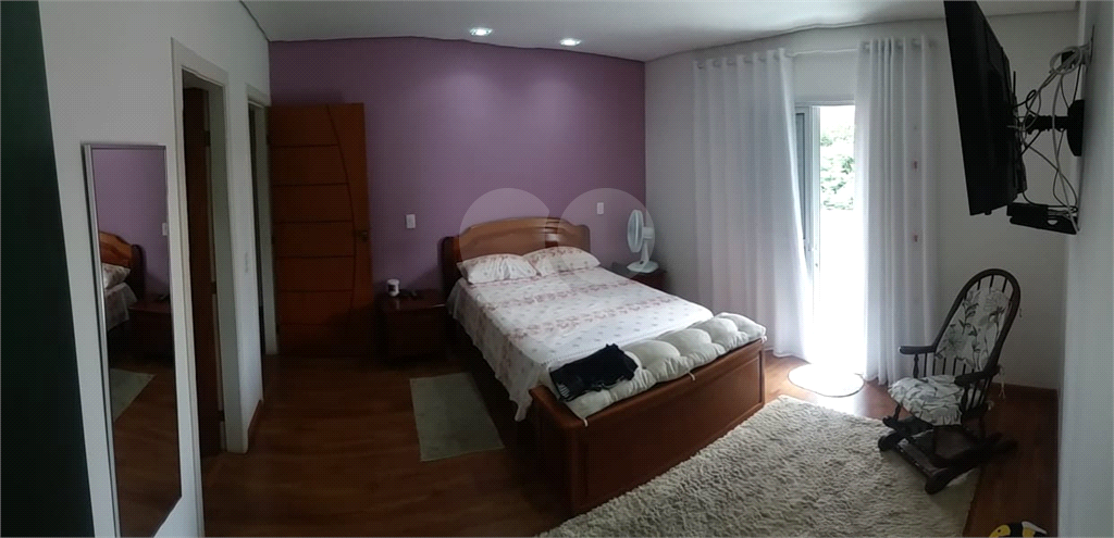 Casa à venda com 4 quartos, 330m² - Foto 25