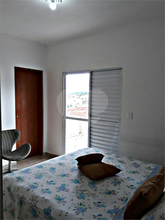 Casa à venda com 4 quartos, 139m² - Foto 2