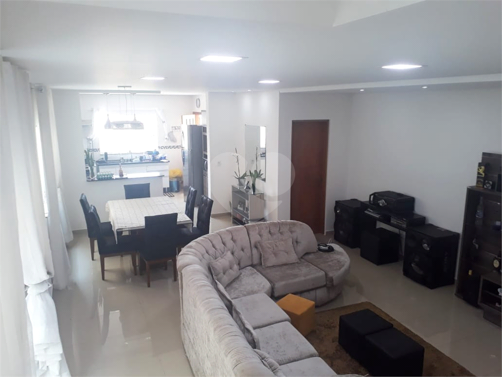 Casa à venda com 4 quartos, 139m² - Foto 14