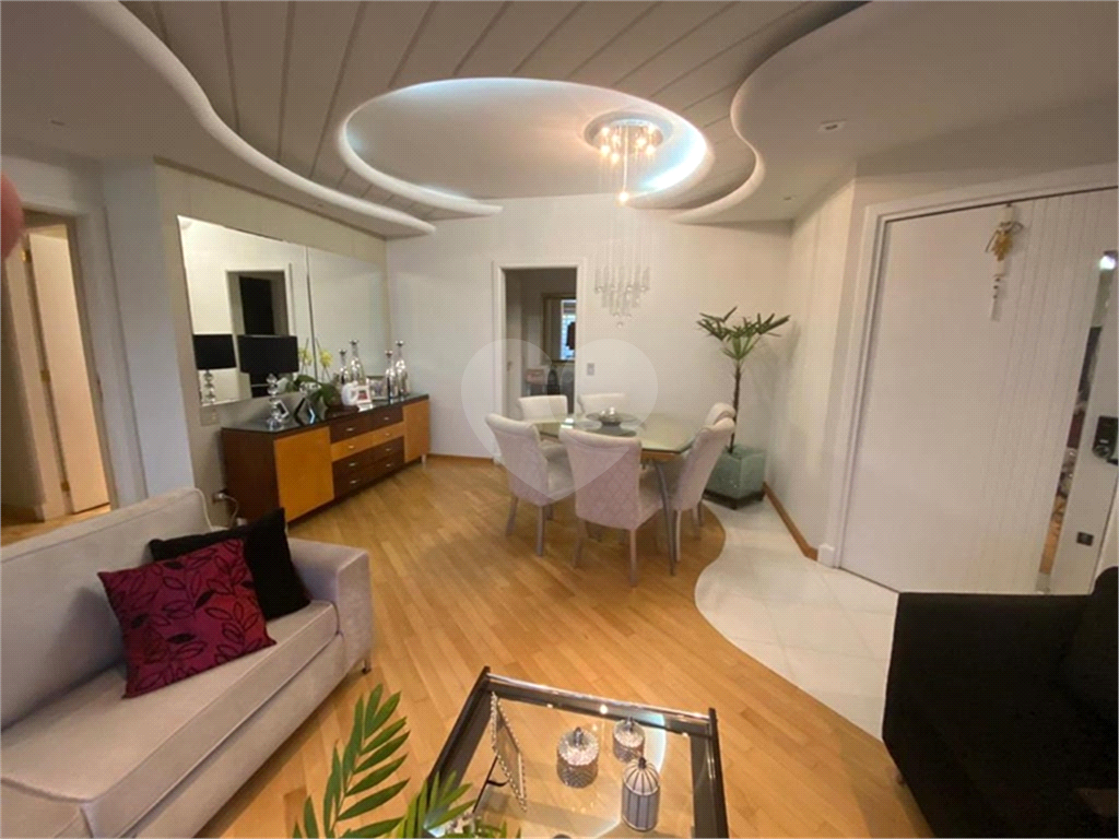 Apartamento à venda com 4 quartos, 135m² - Foto 4