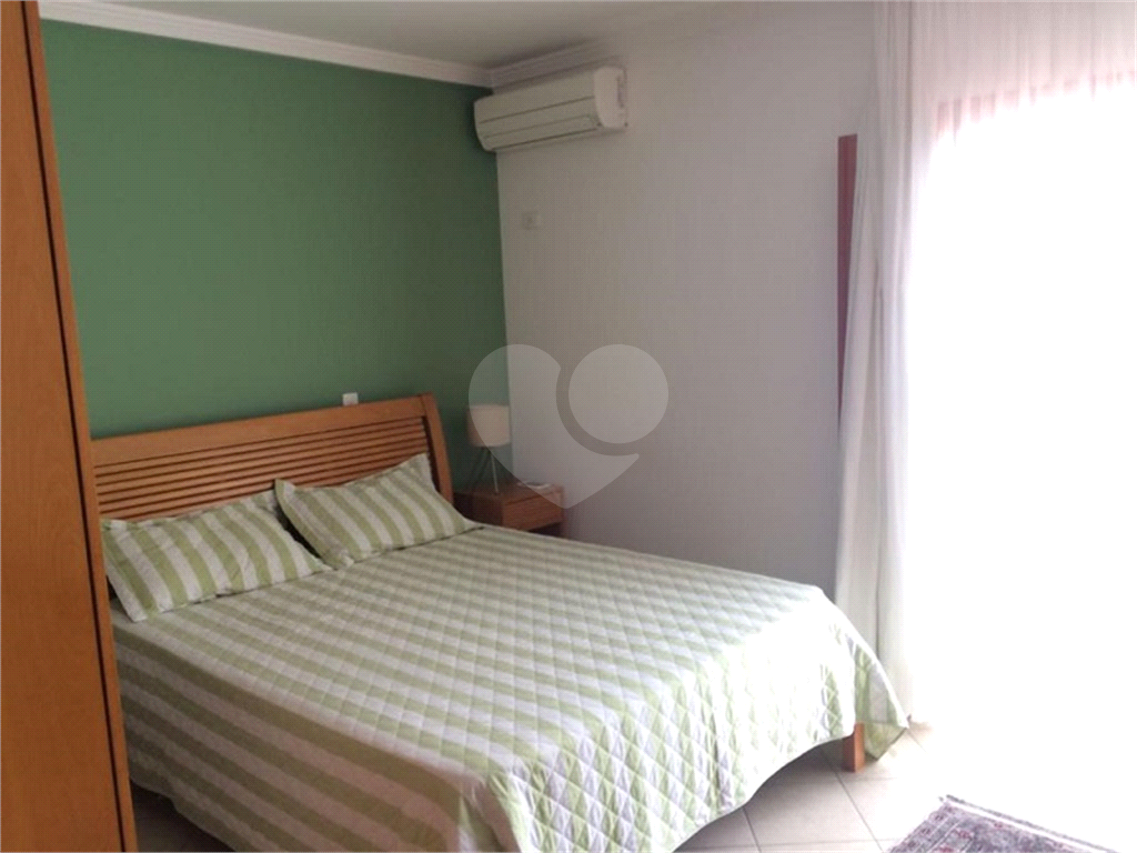 SOBRADO EM CONDOMÍNIO PORTAL DOS GRAMADOS, GUARULHOS-SP, 201M², 4 QUARTOS, 3 VAGAS