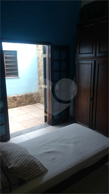 Casa à venda com 3 quartos, 214m² - Foto 17