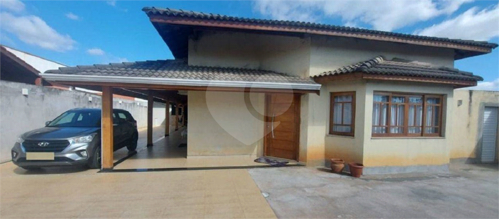 Casa à venda com 5 quartos, 240m² - Foto 34