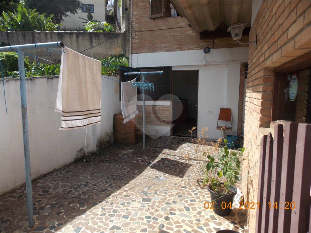 Casa à venda com 3 quartos, 250m² - Foto 15