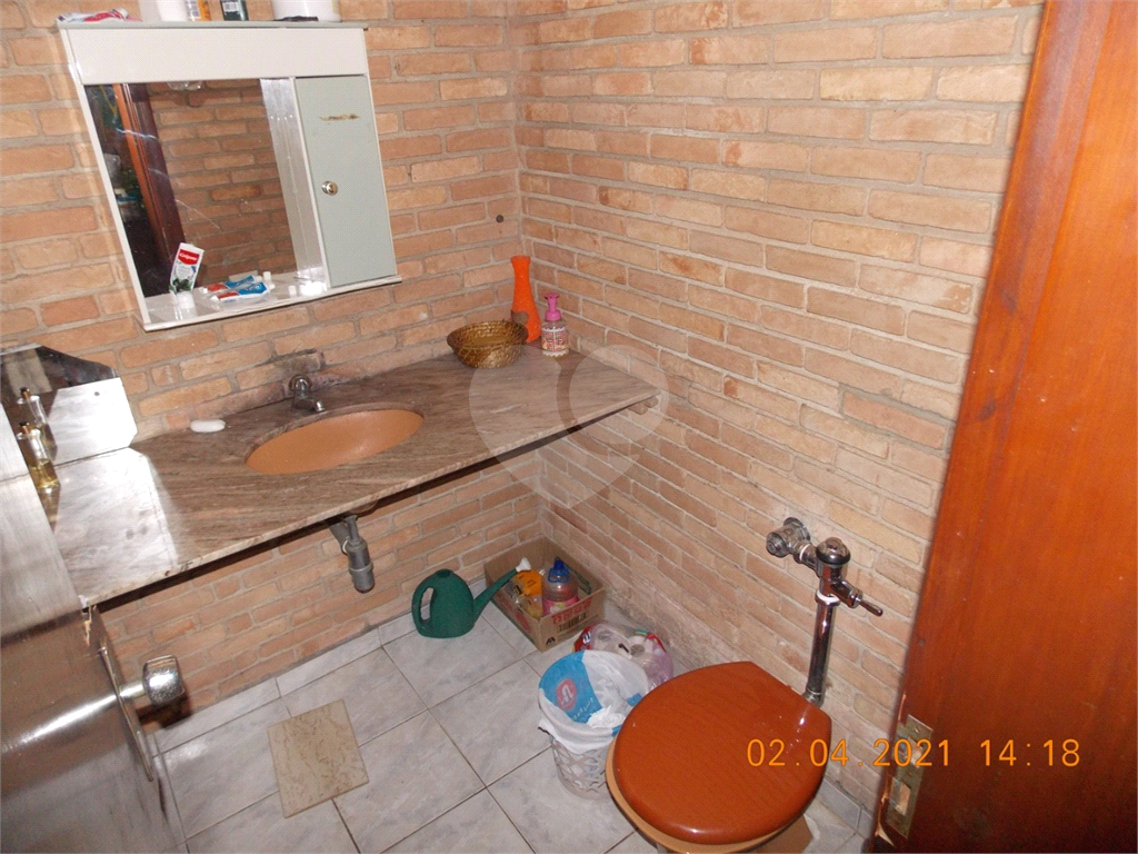 Casa à venda com 3 quartos, 250m² - Foto 14