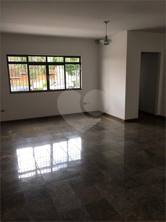 Casa à venda com 4 quartos, 250m² - Foto 19