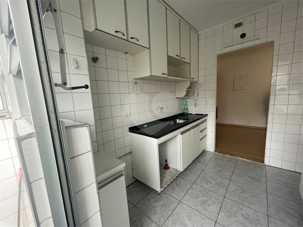 APARTAMENTO em CUPECÊ