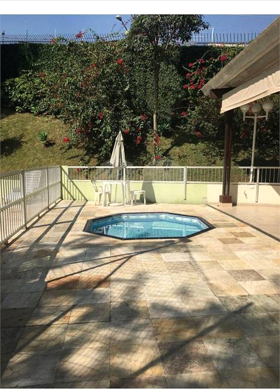 APARTAMENTO em CUPECÊ