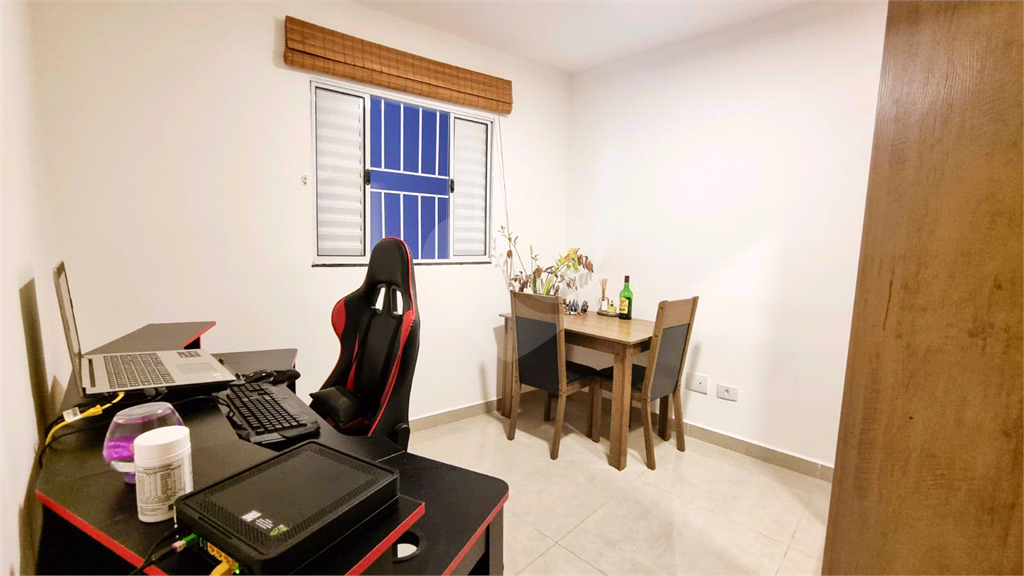 Condomio de apartamentos na Parada Inglesa