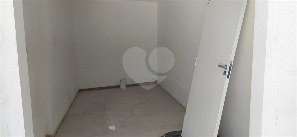 Casa à venda com 3 quartos, 150m² - Foto 25