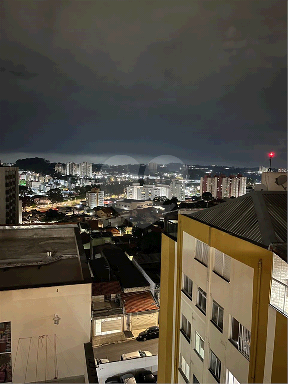 APARTAMENTO em ITAQUERA