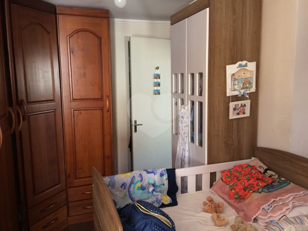 APARTAMENTO em ITAQUERA