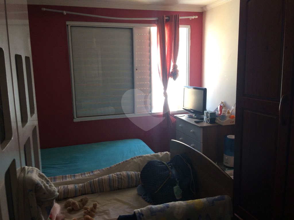APARTAMENTO em ITAQUERA