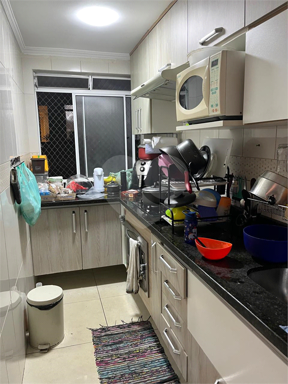 APARTAMENTO em ITAQUERA