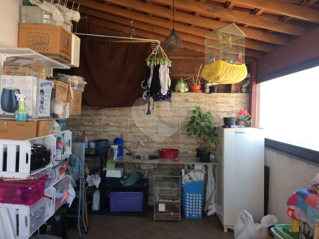 APARTAMENTO em ITAQUERA