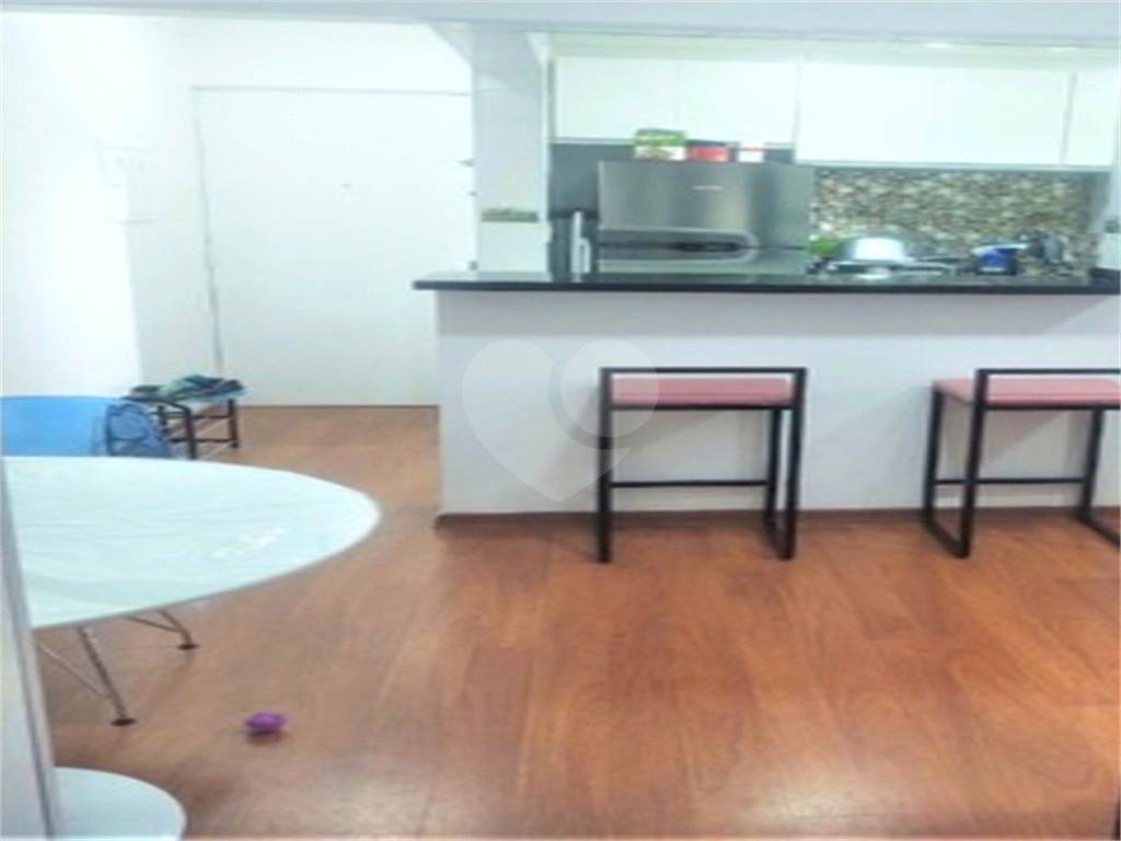 Apto com 38m 1 dorm 1 banheiro com 1 vaga de garagem