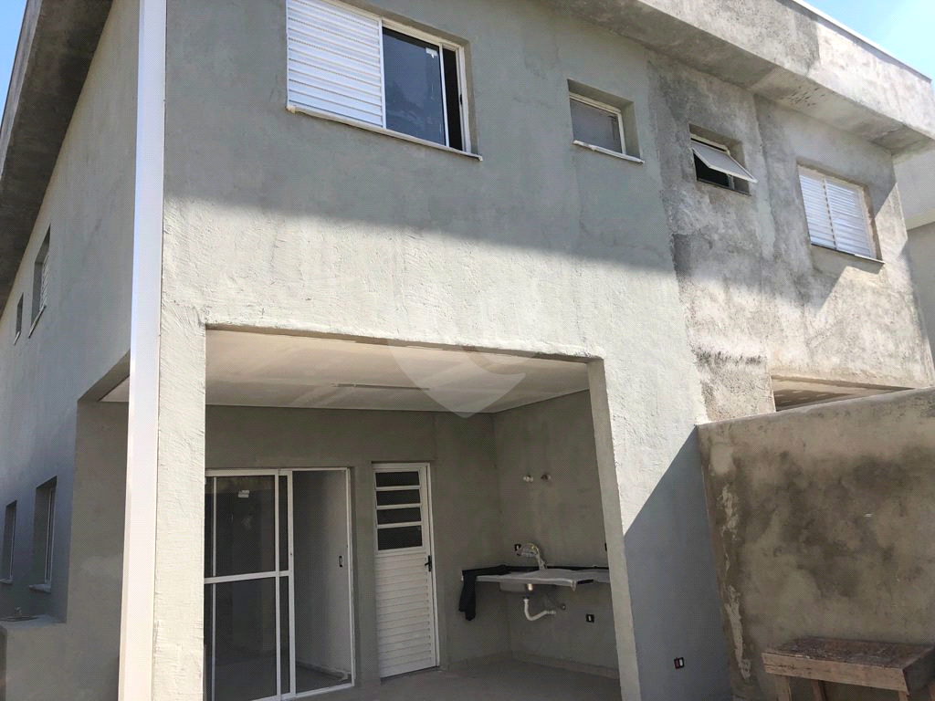 Sobrado à venda com 3 quartos, 130m² - Foto 1