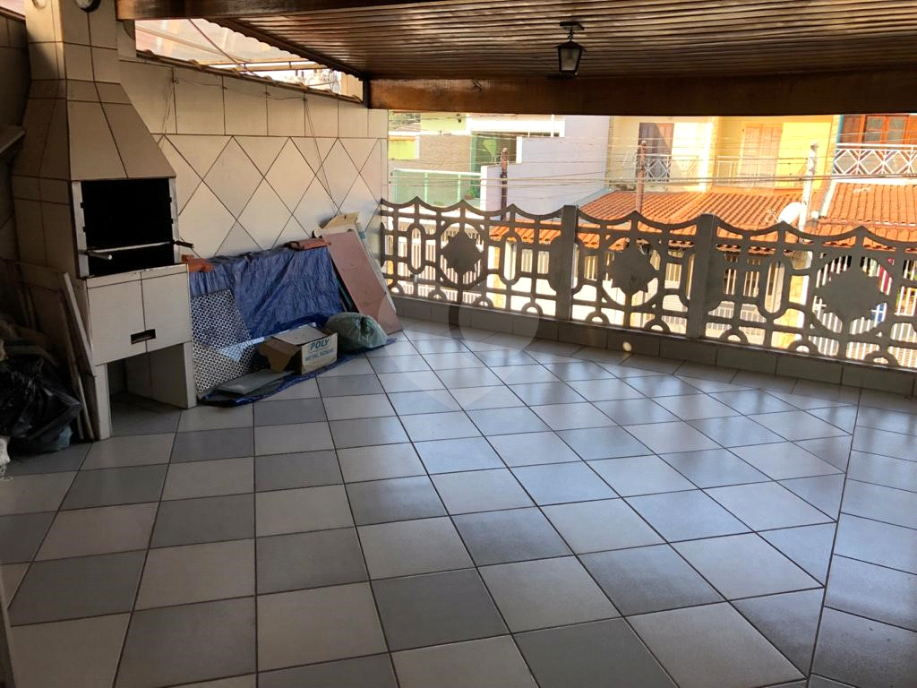 SOBRADO em ITAQUERA