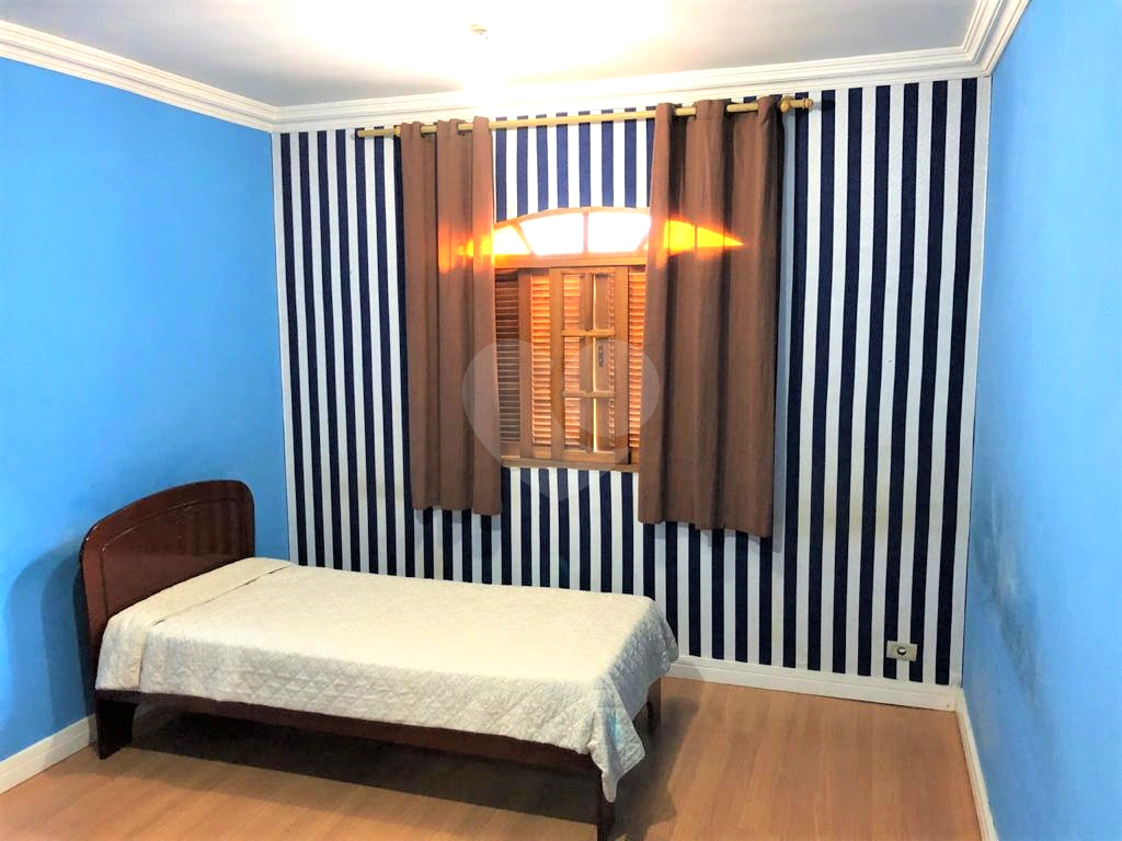 SOBRADO em ITAQUERA