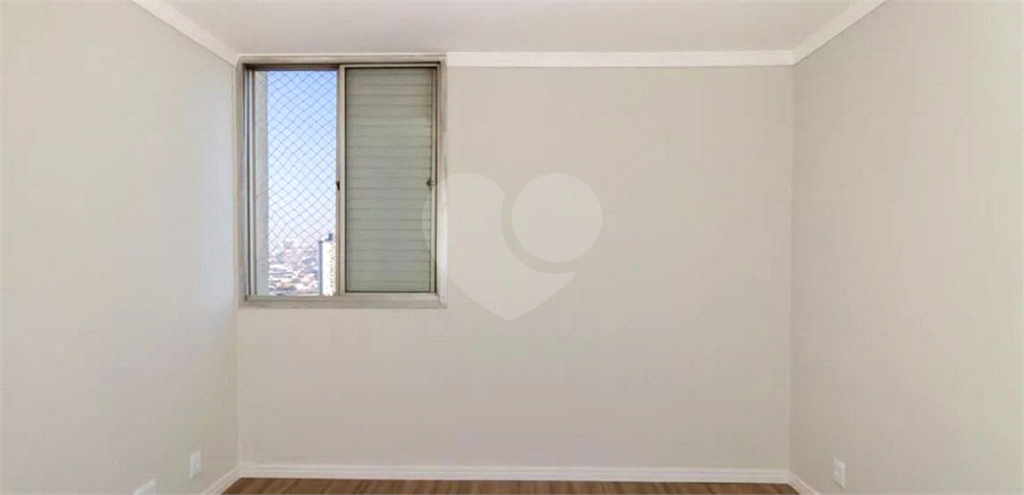 APARTAMENTO em PARQUE NOVO MUNDO