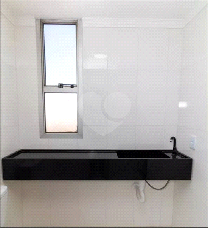 APARTAMENTO em PARQUE NOVO MUNDO