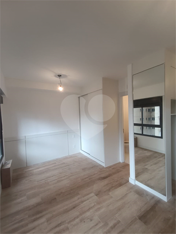 APARTAMENTO em BROOKLIN