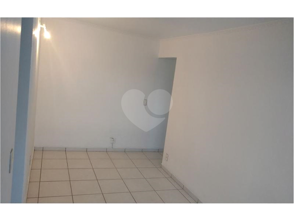 Excelente Apartamento no Parque Bristol