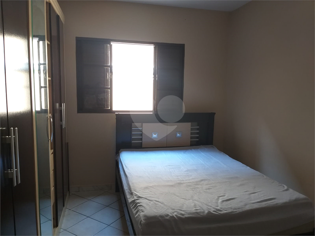 Casa à venda com 3 quartos, 231m² - Foto 8