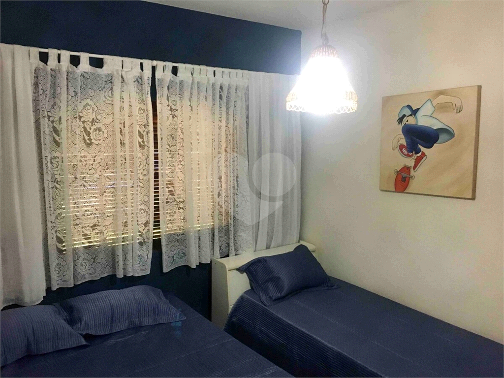 Casa de Condomínio à venda com 3 quartos, 250m² - Foto 30